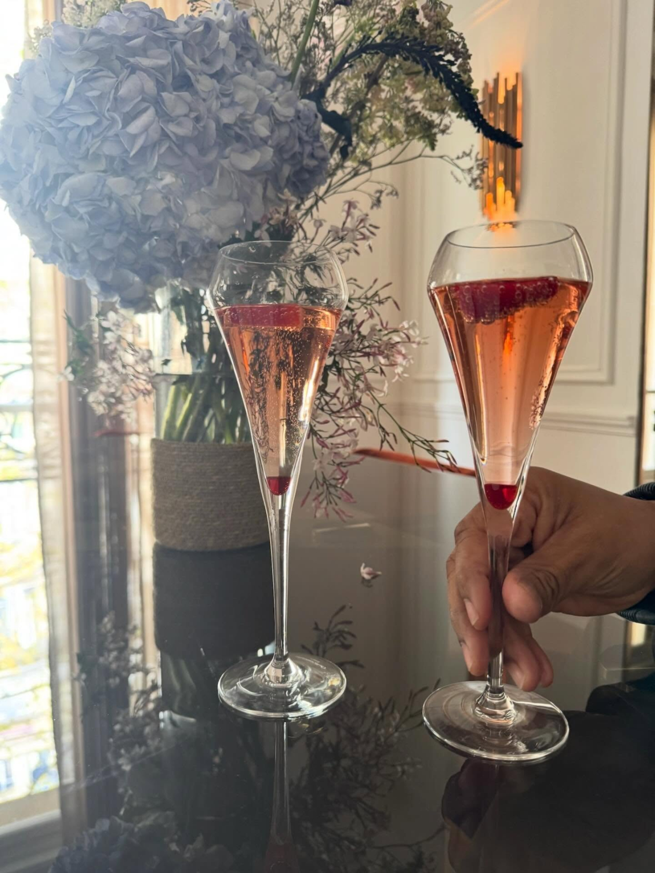 Халле Берри показала подтянутую фигуру и поделилась своим секретом баланса