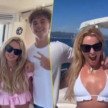 Бритни Спирс показала редкие кадры с сыновьями во время отдыха на яхте