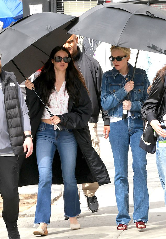 Линдси Лохан начала съемки нового сериала Линдси Лохан начала съемки нового сериала