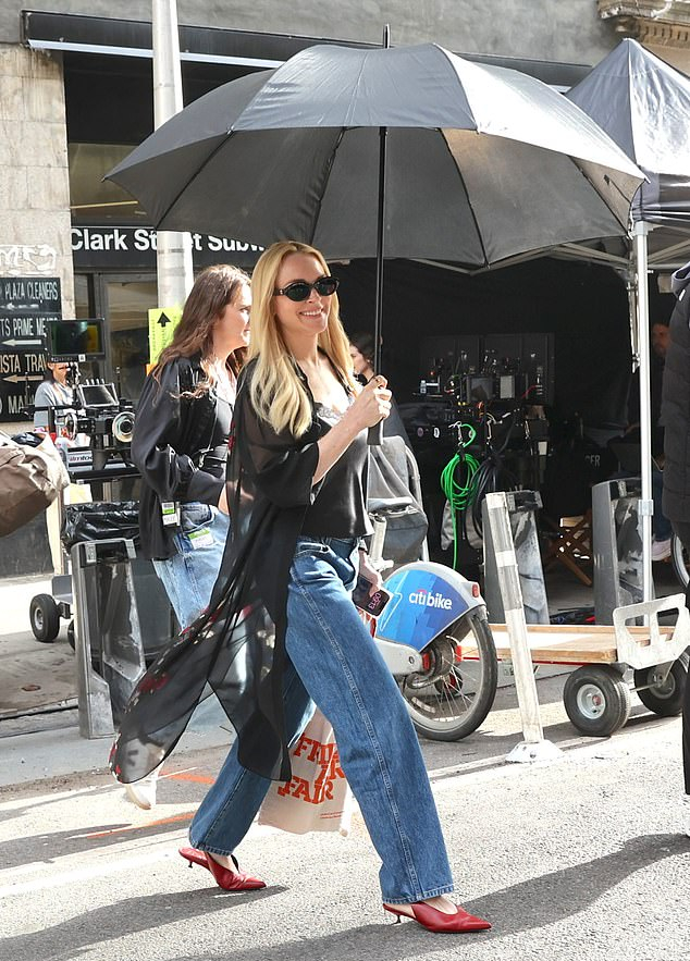 Линдси Лохан начала съемки нового сериала Линдси Лохан начала съемки нового сериала