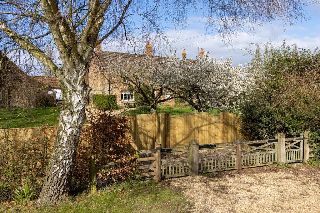 Ферма Марш в поместье Сандрингем вскоре станет новым домом Эндрю Маунтбаттен-Виндзора