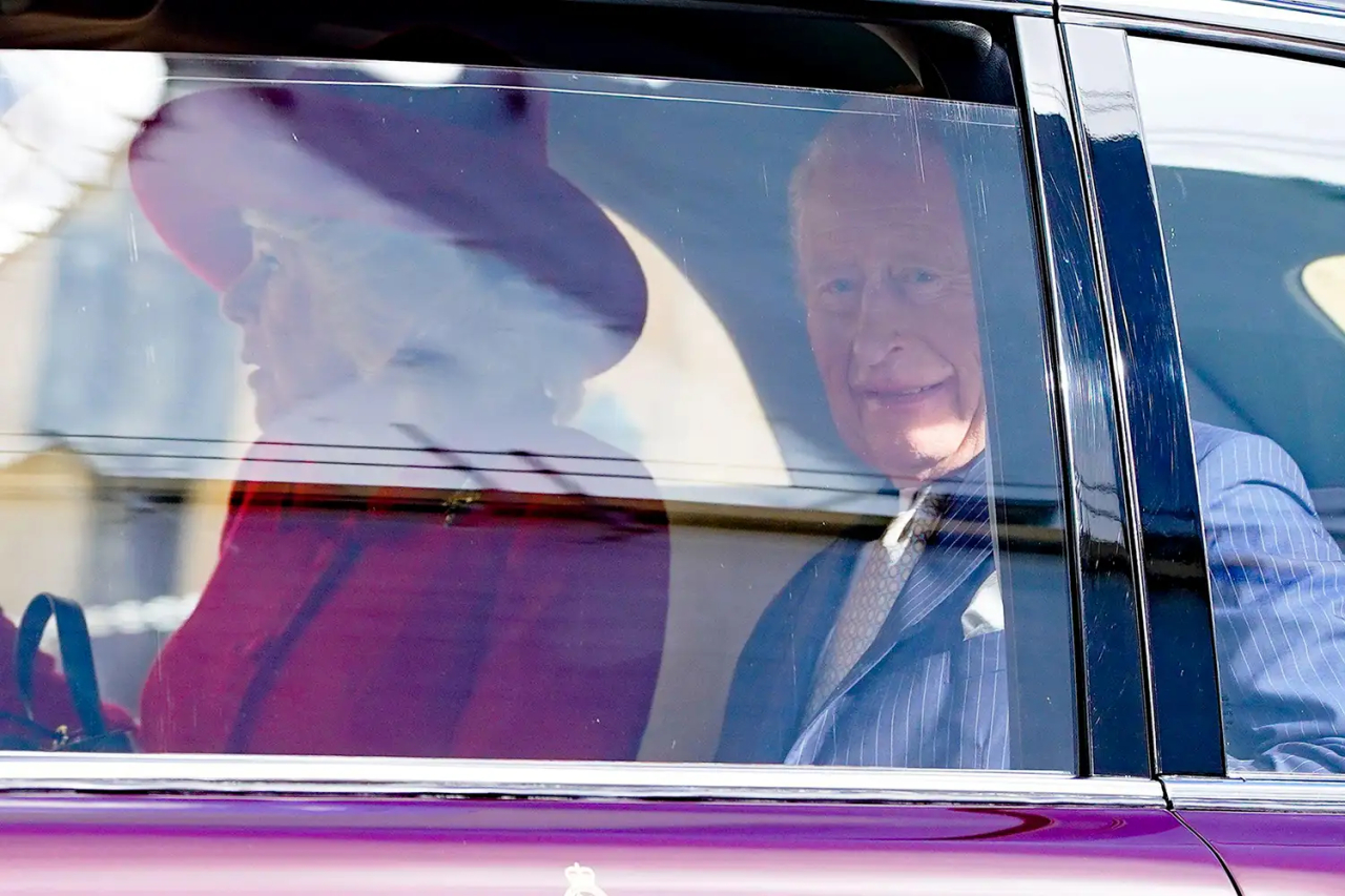 Королева Камилла и король Карл прибывают в пасхальный сервис 5 апреля Королева Камилла и король Карл прибывают в пасхальный сервис 5 апреля