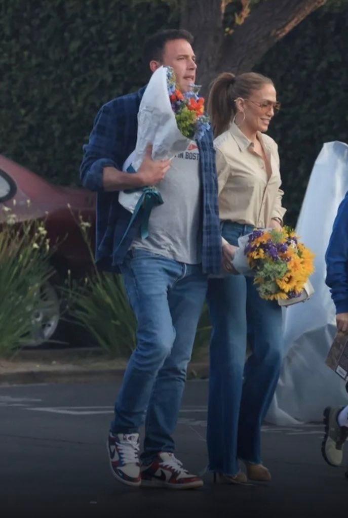 Дженнифер Лопес и Бен Аффлек появились вместе Дженнифер Лопес и Бен Аффлек появились вместе