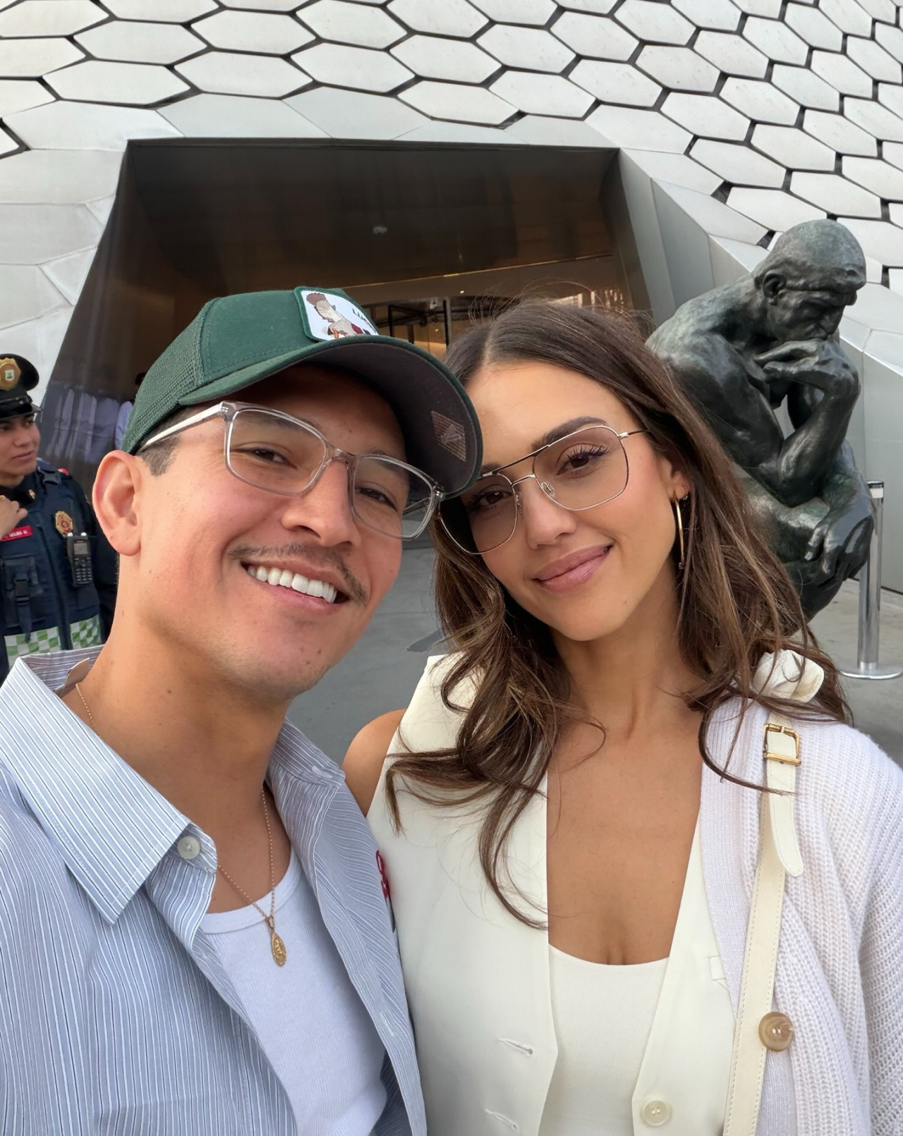 Джессика Альба показала новые фото с Дэнни Рамиресом