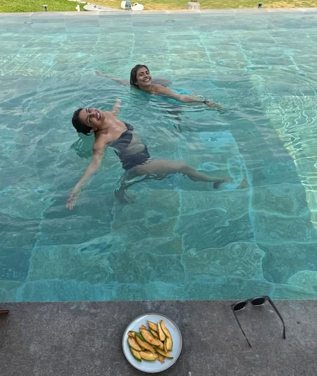 Приянка Чопра поделилась отдыхом в Индии