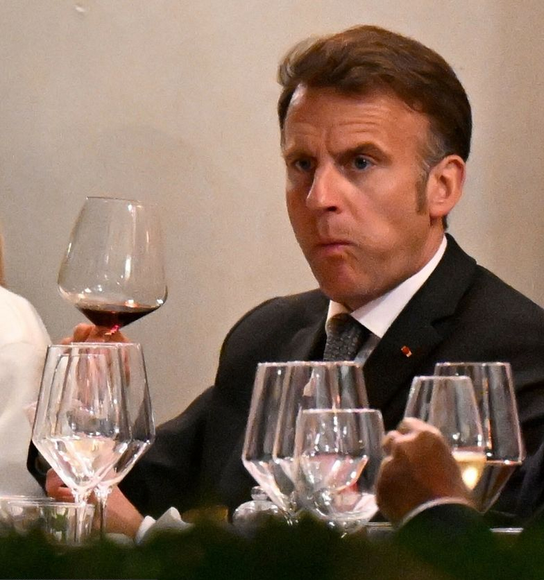 Макроны в Риме