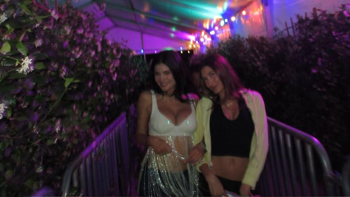 Кайли Дженнер ярко провела время на Coachella