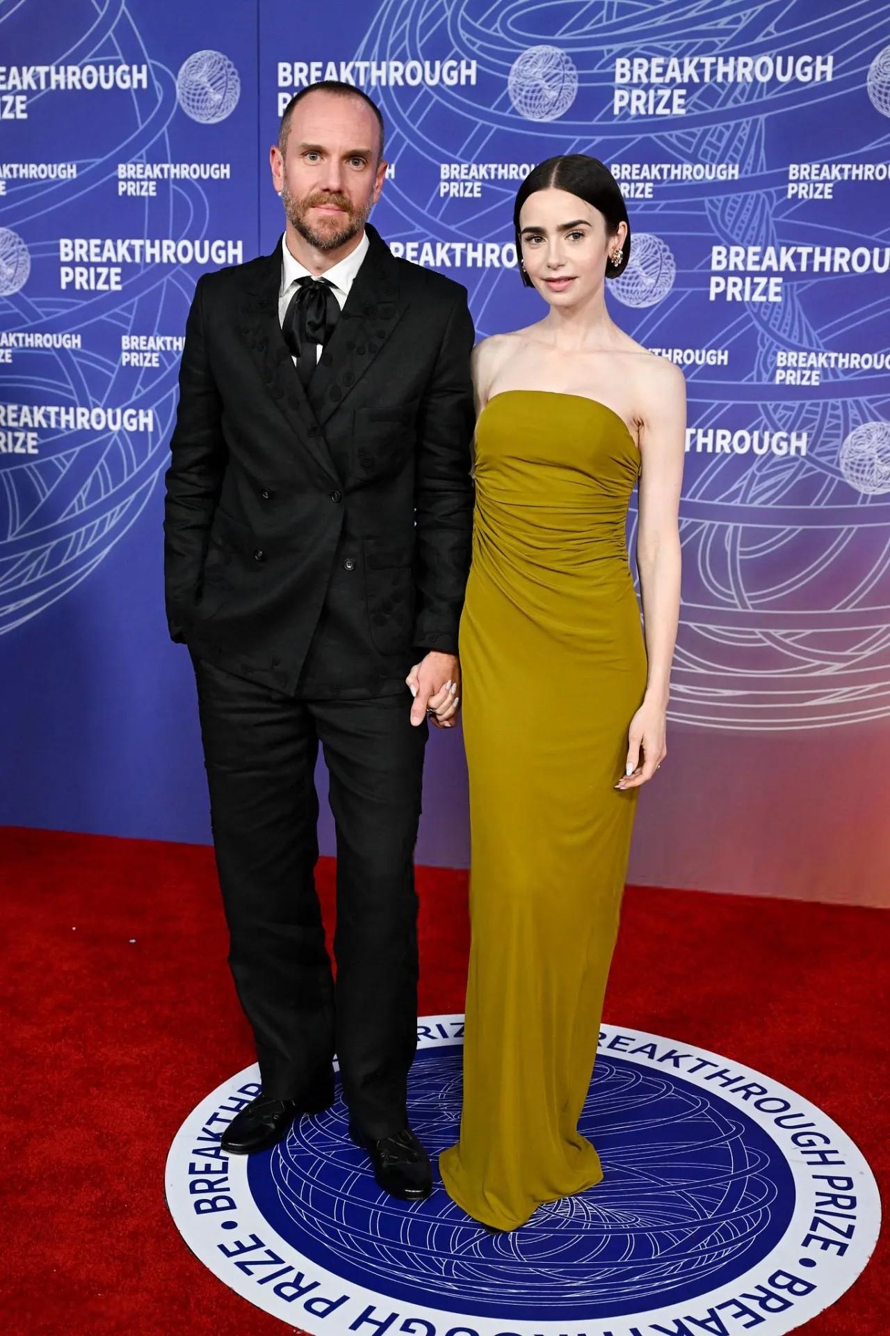 Лили Коллинз выбрала оливковую элегантность на Breakthrough Prize 2026