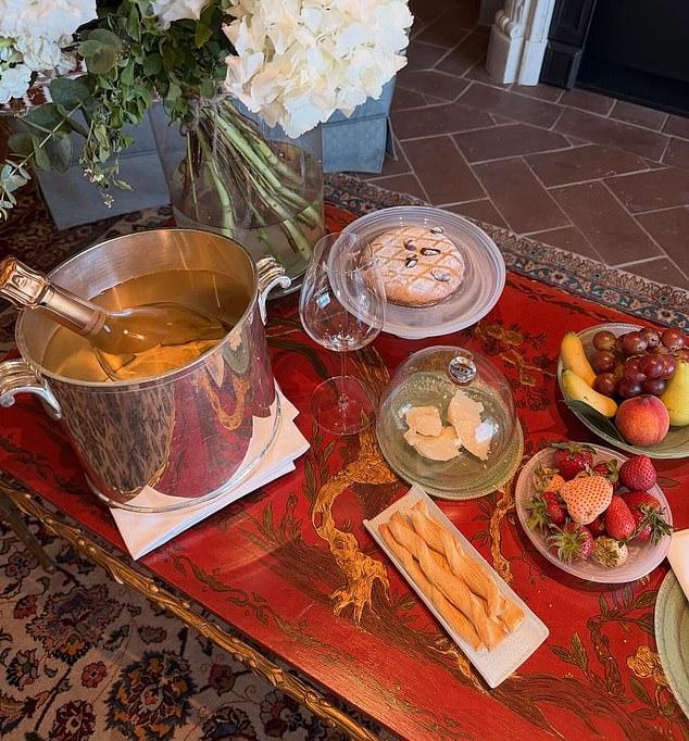 Палтроу получила возможность побаловать себя множеством вкусных блюд и лакомств
