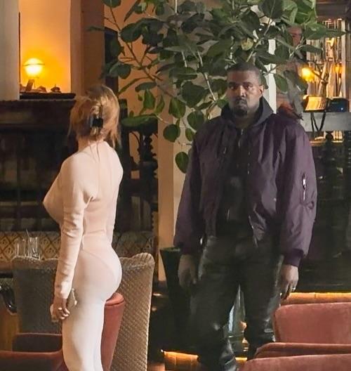 Бьянка Цензори и Канье Уэст появились в Chateau Marmont